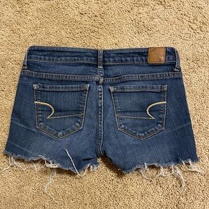 4 for $10! Distressed AE jean shorts